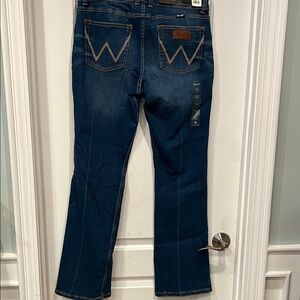 Wrangler Women's Indigo Boot Cut Jeans